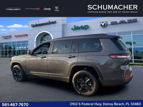New 2025 Jeep Grand Cherokee L Altitude RWD image 5