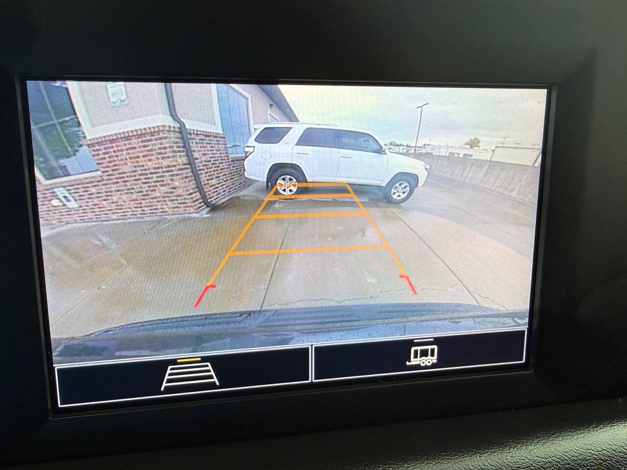 Used 2023 Chevrolet Suburban LS AWD/4WD image 36