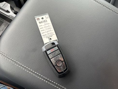 New 2026 Ford F250 Lariat w/ Black Appearance Package image 53