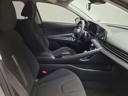 Used 2023 Hyundai Elantra SEL w/ Cargo Package image 21