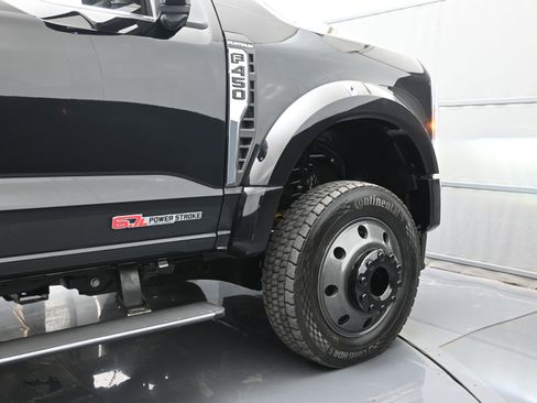 Used 2024 Ford F450 Platinum w/ FX4 Off-Road Package image 50