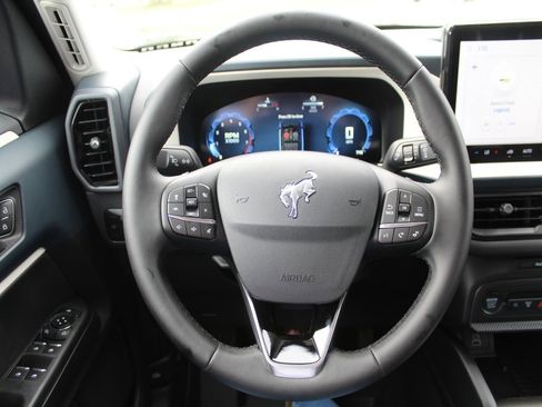 New 2025 Ford Bronco Sport Heritage w/ Convenience Package image 17