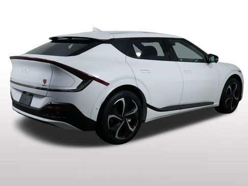 Certified 2024 Kia EV6 GT-Line image 10