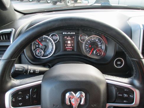 Used 2019 RAM 1500 Big Horn image 22