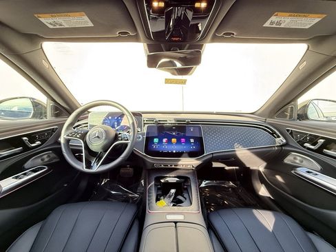 Used 2025 Mercedes-Benz E 450 E 450 image 6