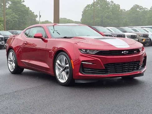 Used 2022 Chevrolet Camaro SS RWD image 2