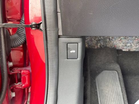 Certified 2024 Honda Accord LX image 19