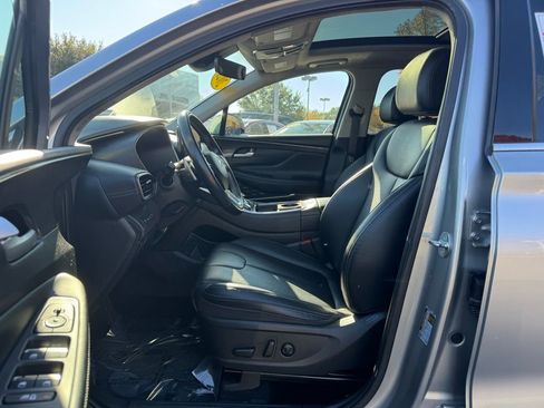 Used 2023 Hyundai Santa Fe SEL w/ Premium Package image 25