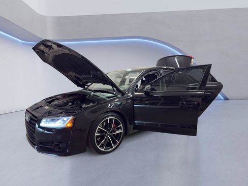 Used 2017 Audi S8 Plus image 9