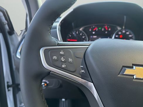 Used 2023 Chevrolet Equinox LT image 28