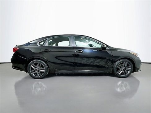 Used 2020 Kia Forte GT-Line image 8
