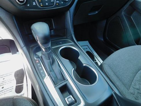 Used 2022 Chevrolet Equinox LT FWD image 29