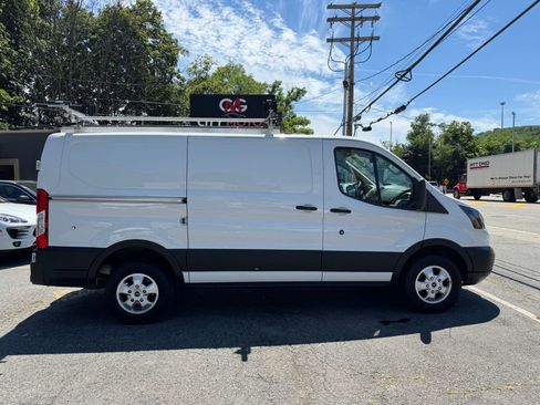 Used 2019 Ford Transit 250 130 Low Roof image 8