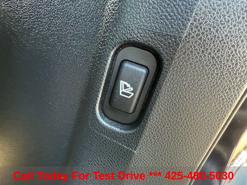 Used 2018 Ford Explorer Sport AWD/4WD image 38