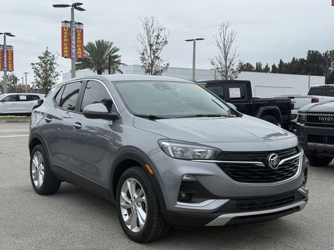 Used 2023 Buick Encore GX Preferred w/ Cold Weather Comfort Package image 4