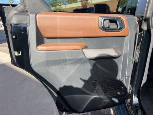 Used 2022 Ford Bronco Outer Banks image 16