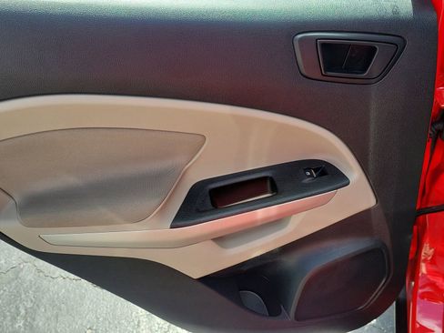 Used 2021 Ford EcoSport S FWD image 9