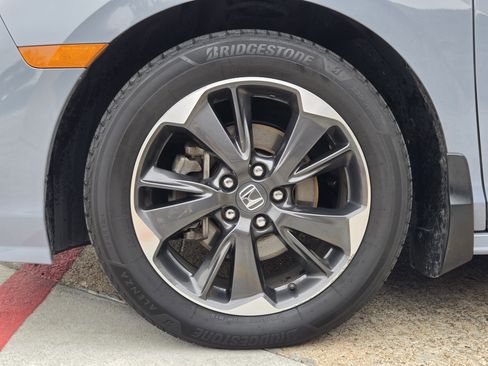 Used 2024 Honda Odyssey Elite image 7