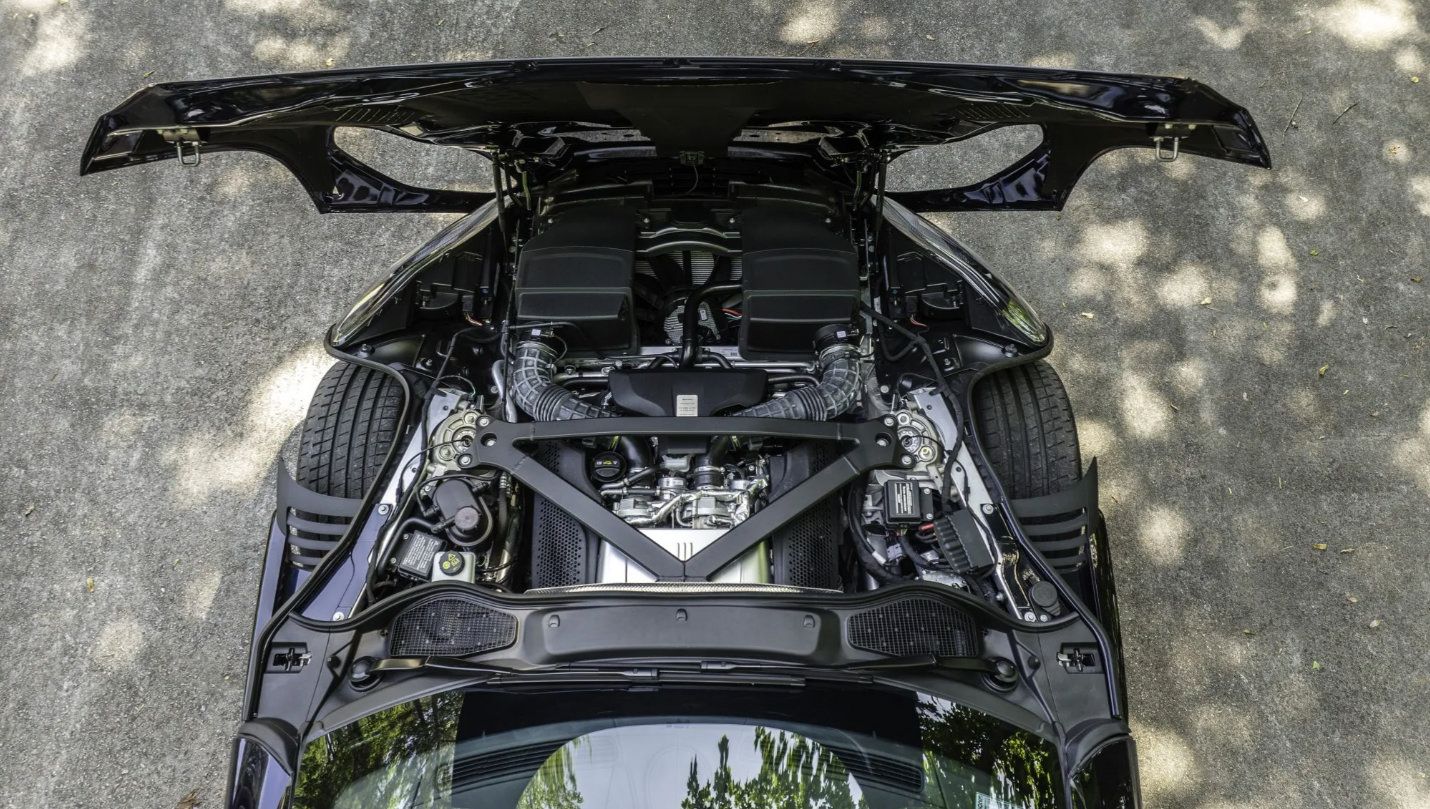 Used 2021 Aston Martin DB11 Coupe RWD image 7
