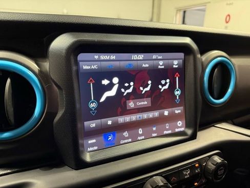 Used 2021 Jeep Wrangler Unlimited Sport AWD/4WD image 18
