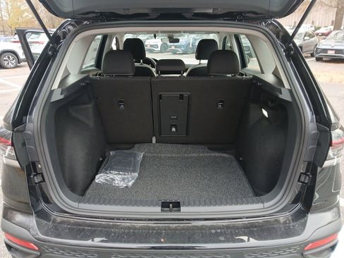 New 2026 Volkswagen Taos S image 21