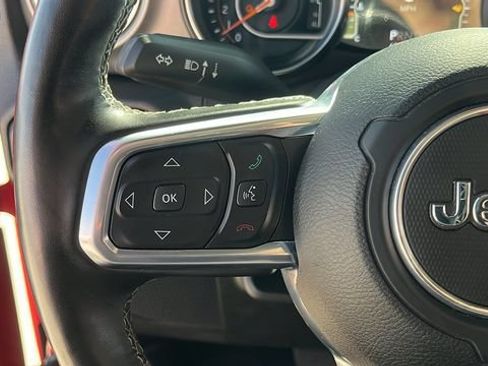 Used 2021 Jeep Gladiator Overland w/ Uconnect 4C Nav & Sound Group AWD/4WD image 9