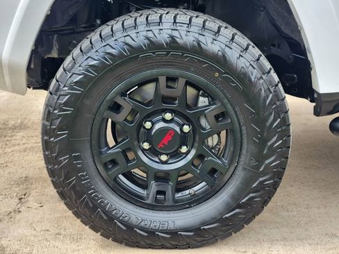 Used 2021 Toyota 4Runner SR5 Premium w/ Moonroof Package image 8