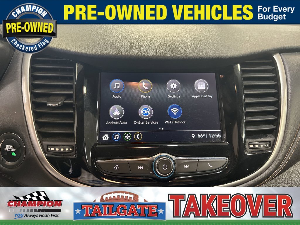 Used 2018 Chevrolet Trax LT w/ Sun & Sound Package FWD image 17