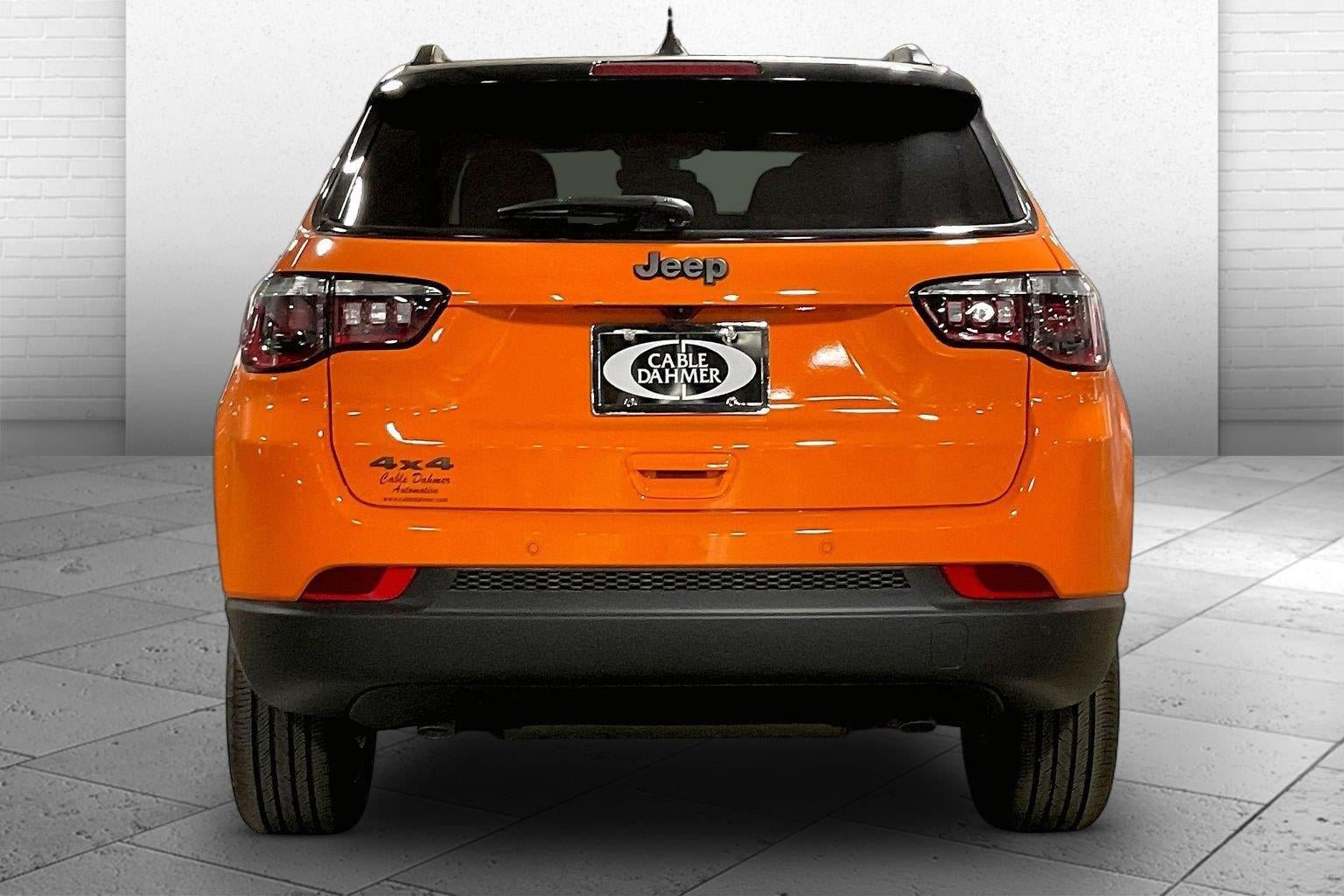 New 2026 Jeep Compass Limited w/ Sun, Sound & Navigation Group AWD/4WD image 4