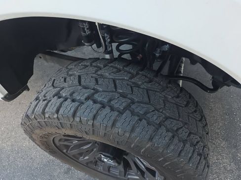 Used 2022 Ford F250 XL w/ Power Equipment Group AWD/4WD image 5