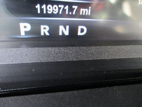 Used 2015 RAM 1500 Outdoorsman image 30