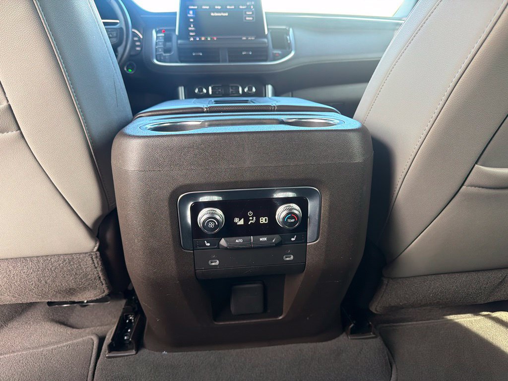 Used 2021 GMC Yukon SLT w/ SLT Luxury Plus Package RWD image 22