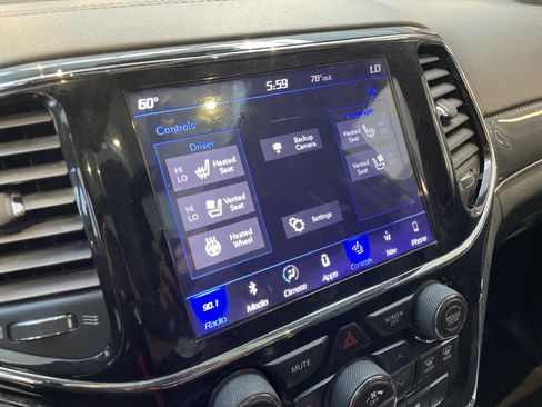 Used 2019 Jeep Grand Cherokee SRT AWD/4WD image 26