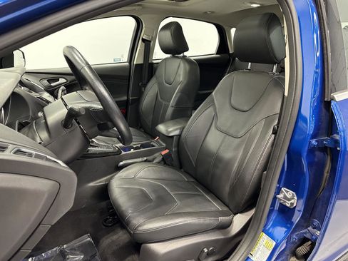 Used 2018 Ford Focus Titanium FWD image 15