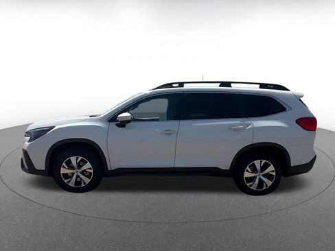 Used 2025 Subaru Ascent Premium AWD/4WD image 9