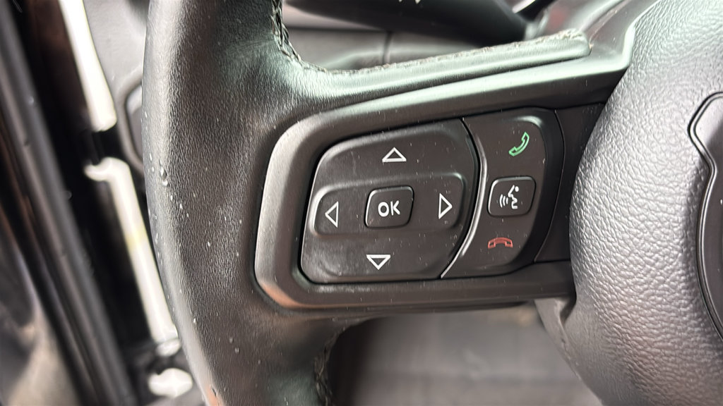 Used 2023 Jeep Gladiator Sport AWD/4WD image 18