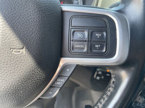Used 2022 RAM 2500 Big Horn w/ Level A Equipment Group AWD/4WD image 17