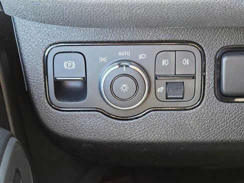 Used 2026 Mercedes-Benz Sprinter 2500 image 36