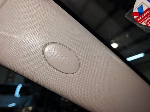 Used 2015 Chevrolet Sonic LT FWD image 41