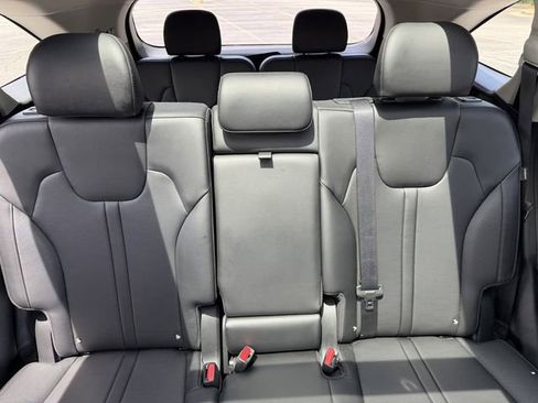 Certified 2025 Kia Sorento S w/ Panoramic Sunroof Package FWD image 35