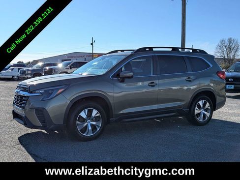 Used 2023 Subaru Ascent Premium w/ Convenience Package image 8
