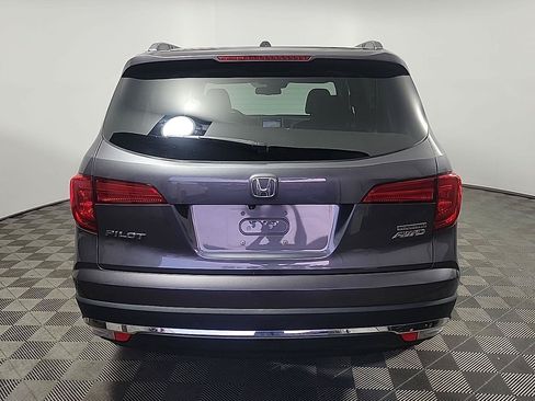 Used 2016 Honda Pilot Touring image 5