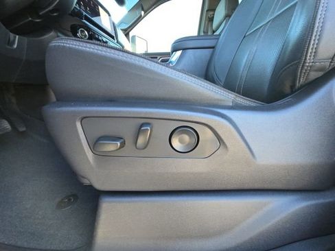 Used 2024 Chevrolet Silverado 3500 High Country w/ High Country Premium Package image 21