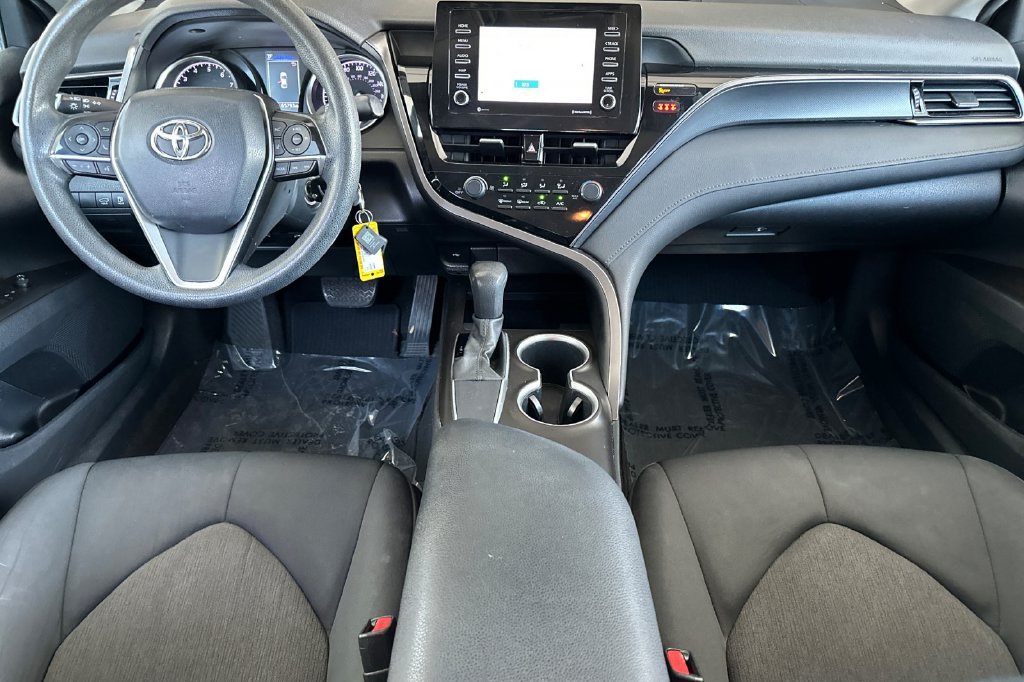 Used 2021 Toyota Camry LE FWD image 13