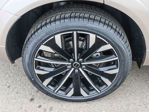 New 2026 Volvo XC60 T8 Ultra w/ Protection Package Premier image 14