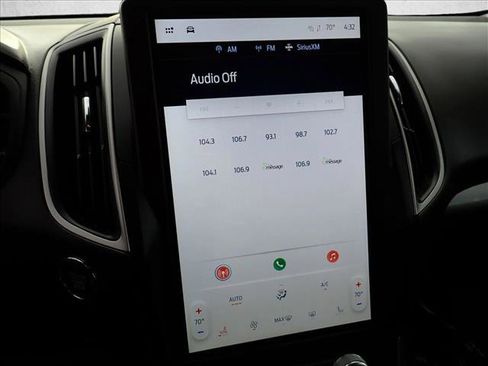 Used 2024 Ford Edge SEL image 21