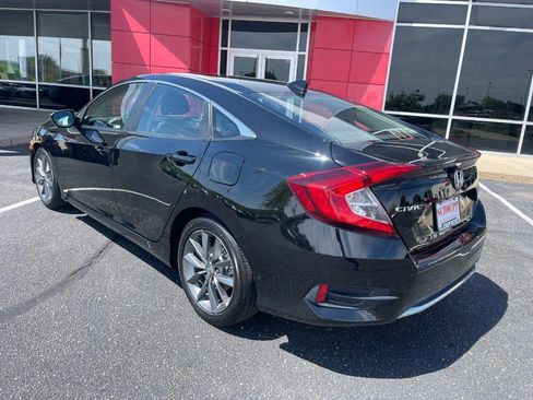 Used 2019 Honda Civic EX image 4