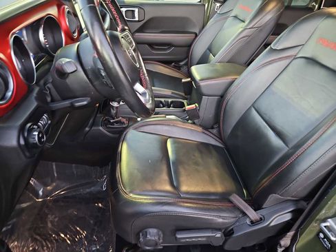 Used 2021 Jeep Gladiator Rubicon image 16