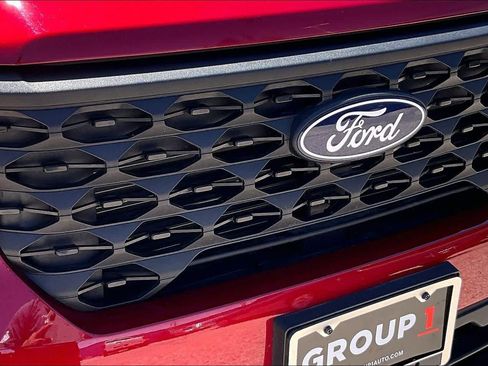 Used 2025 Ford Maverick XLT w/ XLT Luxury Package FWD image 27