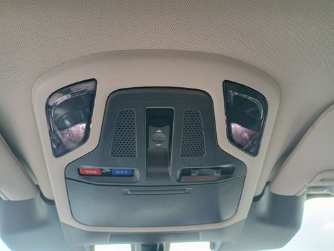 Certified 2025 Subaru Outback Limited w/ Popular Package #2 image 32